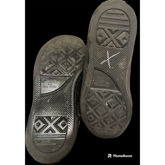 Black Leather Converse All Stars - Picture 7 of 8